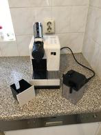 Nespresso Delonghi Lattissima, 2 tot 4 kopjes, Afneembaar waterreservoir, Zo goed als nieuw, Koffiepads en cups