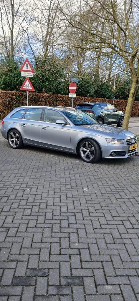 Audi A4 1.8 Tfsi 118KW Avant 2011 Grijs, Auto's, Audi, Bedrijf, A4, ABS, Adaptive Cruise Control, Airbags, Airconditioning, Alarm