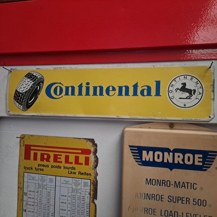 Continental blikken reclamebord, Verzamelen, Merken en Reclamevoorwerpen, Zo goed als nieuw, Reclamebord, Ophalen of Verzenden