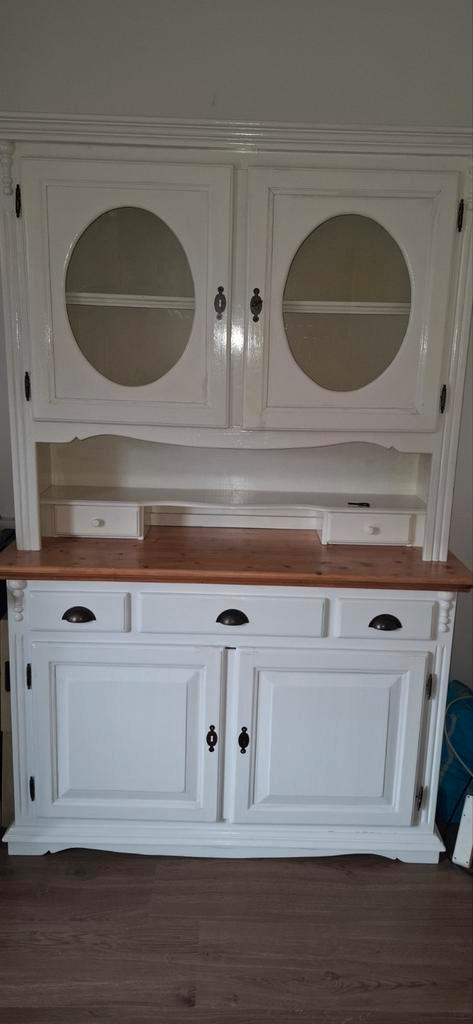Witte buffetkast met glazen deuren, Huis en Inrichting, Kasten | Buffetkasten, Gebruikt, 200 cm of meer, 25 tot 50 cm, Ophalen