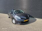Toyota Yaris 1.0 Vvt-i 5-DRS 2015 Grijs, Euro 5, 995 kg, Handgeschakeld, Particulier