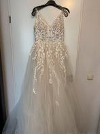 Trouwjurk Modeca met Bloemendetails, Kleding | Dames, Trouwkleding en Trouwaccessoires, Ophalen of Verzenden, Zo goed als nieuw
