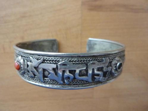 armband Nepal Om mani padme hum mantra metaal 26 gr 6,5 cm, Sieraden, Tassen en Uiterlijk, Armbanden, Gebruikt, Staal, Zilver