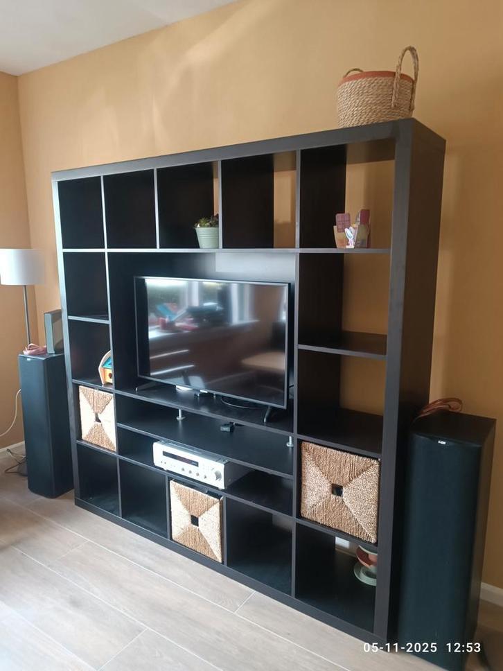 IKEA TV-Meubel - Praktisch & Stijlvol!, Huis en Inrichting, Kasten | Televisiemeubels, Gebruikt, 150 tot 200 cm, 200 cm of meer
