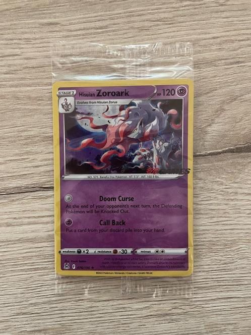 Hisuian Zoroark (076/196) Promo EB Games Pokemon - sealed!, Hobby en Vrije tijd, Verzamelkaartspellen | Pokémon, Nieuw, Losse kaart