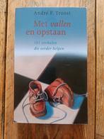 Met vallen en opstaan., Ophalen of Verzenden, Zo goed als nieuw