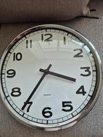 Wandklok ikea Pugg, Ophalen of Verzenden, Zo goed als nieuw, Analoog, Wandklok