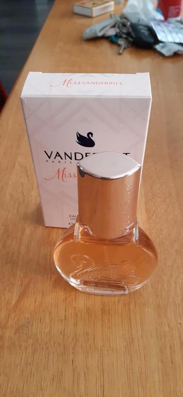 Miss Vanderbilt Eau de Toilette 30ml beschikbaar voor biedingen
