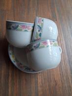 Set van 3 Identieke Kop en Schotels, Gebruikt, Ophalen of Verzenden, Overige stijlen, Kop(pen) en/of Schotel(s)