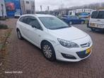 Opel Astra 2.0 Cdti 165pk Aut. 2014 Wit, Auto's, Opel, 4 cilinders, Wit, Diesel, 168 €/maand