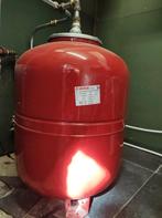 Groot expansievat 150l, Doe-het-zelf en Verbouw, Geisers en Boilers, Ophalen, 100 liter of meer, Onderdeel, Minder dan 3 jaar oud