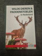 Wilde dieren en paddenstoelen in Nederland, Ophalen of Verzenden, Zo goed als nieuw, Natuur algemeen