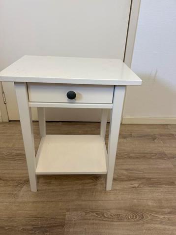 IKEA Nachtkastje - Wit beschikbaar voor biedingen
