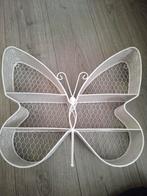Wit vlinder rekje, Ophalen, Met plank(en), Zo goed als nieuw, Minder dan 150 cm