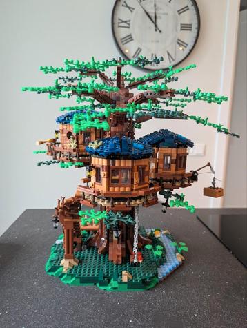 Lego 21318 Treehouse/ Boomhut  beschikbaar voor biedingen