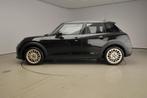 MINI 5-deurs Cooper C Favoured Trim + Package S, Auto's, Mini, Gebruikt, 156 pk, Met garantie (alle), Zwart
