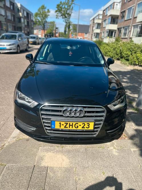 Audi A3 1.4TFSI G-tron 81KW SB S-tro 2014 Zwart, Auto's, Audi, Bedrijf, A3, Aangepast voor mindervaliden, ABS, Achteruitrijcamera