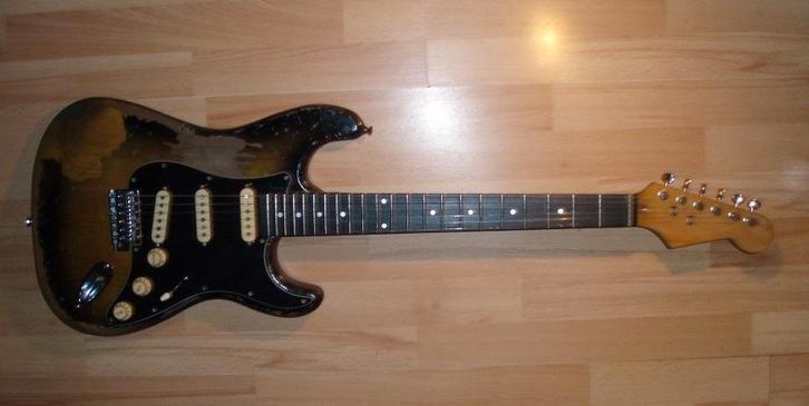 Te ruil mooie relic look Stratocaster project, Muziek en Instrumenten, Snaarinstrumenten | Gitaren | Elektrisch, Gebruikt, Solid body