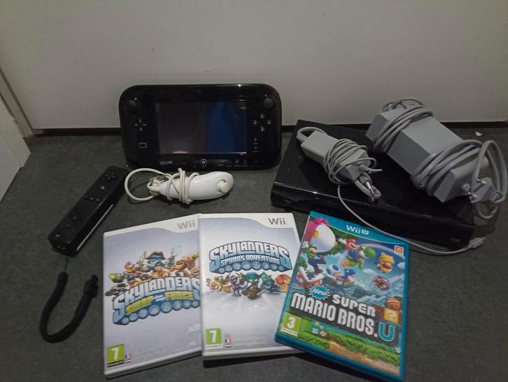 Nintendo Wii U + Accessoires, Spelcomputers en Games, Spelcomputers | Nintendo Wii U, Gebruikt, Met 1 controller, Met games, Ophalen of Verzenden