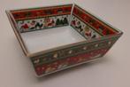Maebata Japan porselein christmas motif dish schaaltje, Antiek en Kunst, Antiek | Porselein, Ophalen of Verzenden