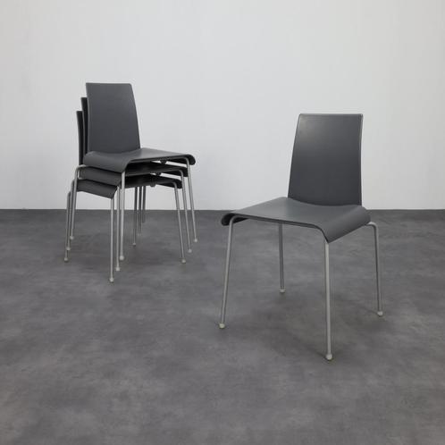 4x Eetkamer Stoel Tama B&B Italia, 1990s (setprijs), Huis en Inrichting, Stoelen, Gebruikt, Vier, Kunststof, Metaal, Grijs, Ophalen