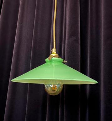 Vintage hanglampje groen glas, messing fitting E27