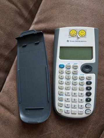 Goeie wiskunde rekenmachine beschikbaar voor biedingen