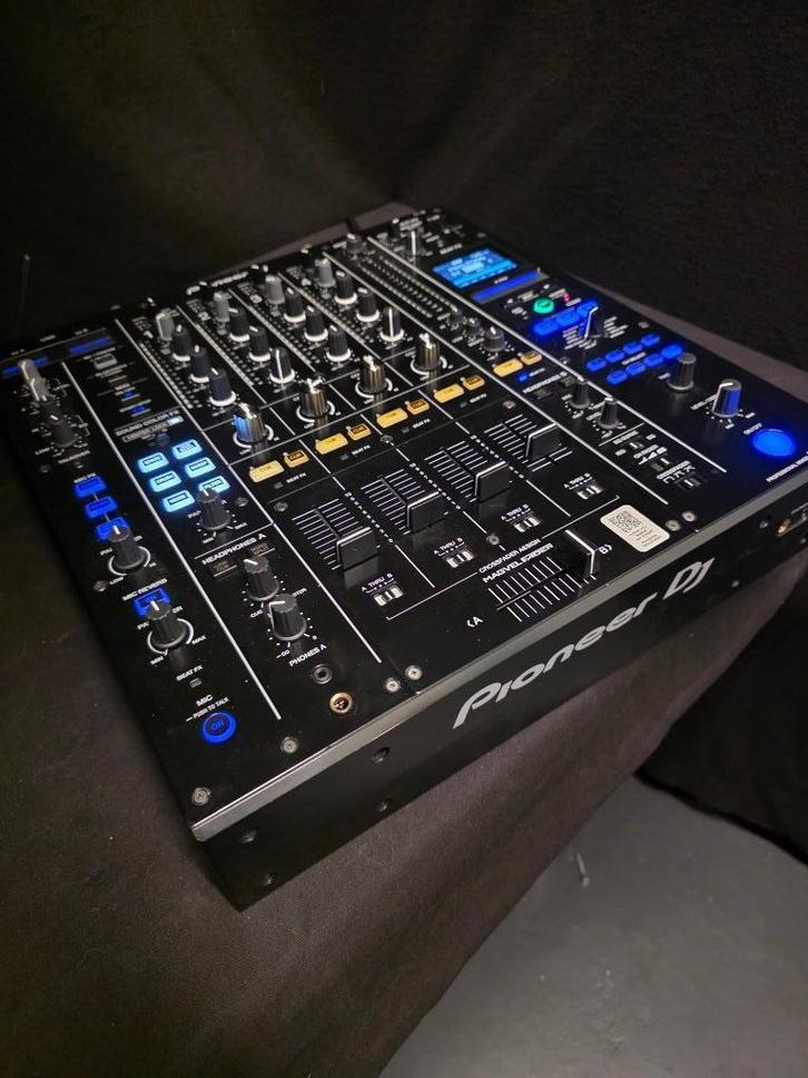 Pioneer DJM-A9 Mixer, Muziek en Instrumenten, Mengpanelen, Zo goed als nieuw, Minder dan 5 kanalen, Ophalen