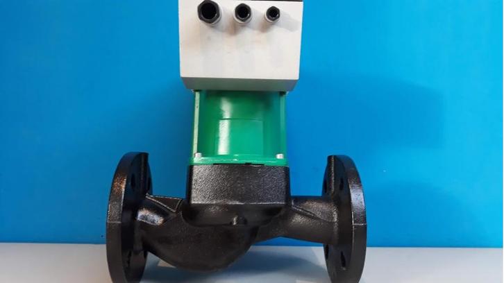 Circulatie pomp Wilo Stratos 50/1-9 2090457 2017, Doe-het-zelf en Verbouw, Verwarming en Radiatoren, Gebruikt, Cv-ketel of Combi-ketel