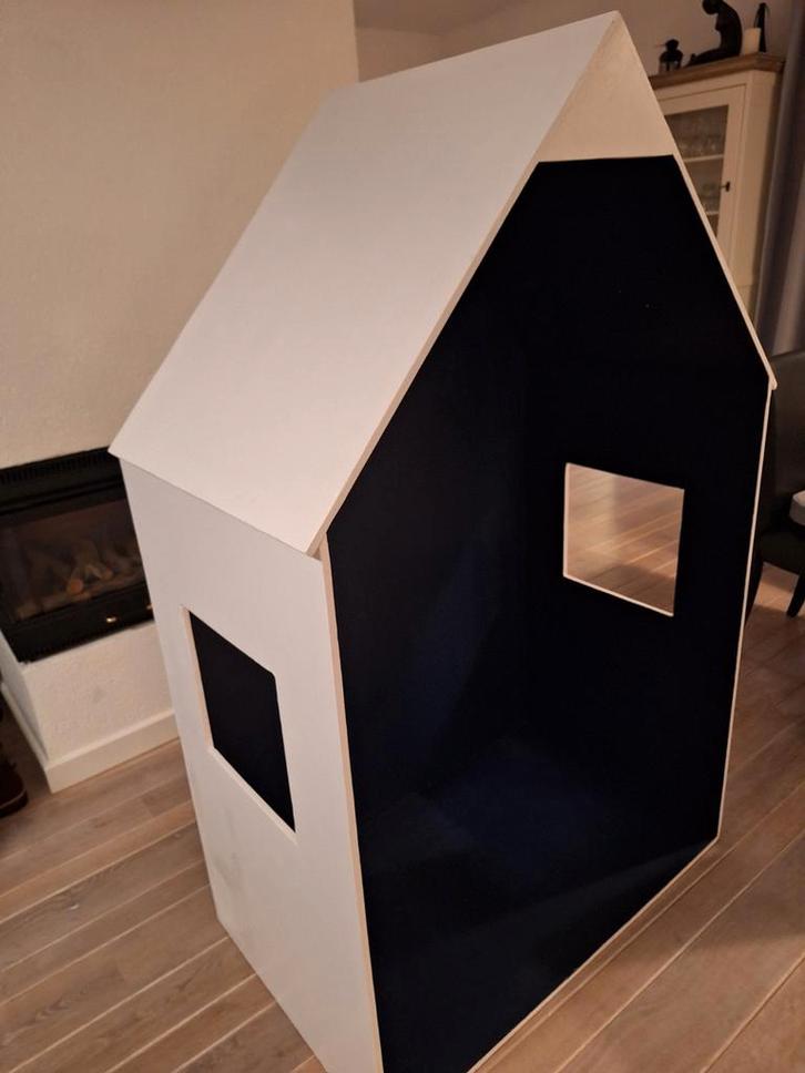 Bed ombouwhuisje, Kinderen en Baby's, Kinderkamer | Bedden, Ophalen