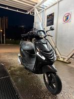 Piaggio zip 70cc, Fietsen en Brommers, Scooters | Piaggio, Ophalen, Tweetakt, Zo goed als nieuw, 70 cc