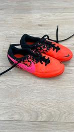 Voetbalschoenen maat 32 zo goed als nieuw!, Sport en Fitness, Voetbal, Maat XS of kleiner, Schoenen, Ophalen of Verzenden, Zo goed als nieuw