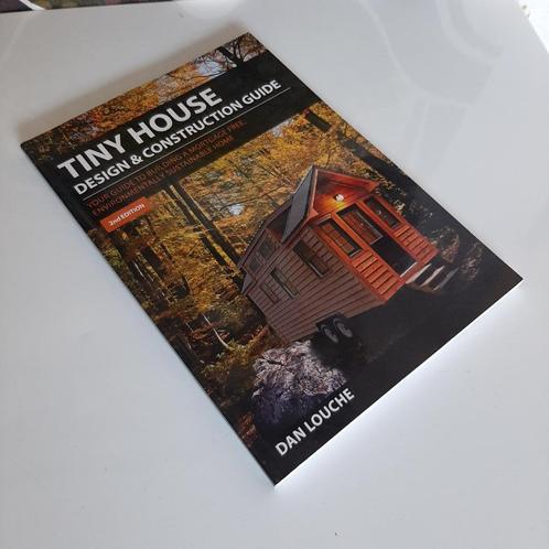 Tiny House Design and Construction Guide - Dan Louche, Boeken, Natuur, Zo goed als nieuw, Verzenden