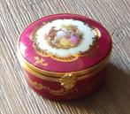 Limoges porselein; pillendoosje Fragonard france, volgnr 5, Ophalen of Verzenden