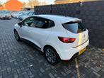 Renault Clio 0.9 TCe Night&Day| AIRCO| CRUISE| TREKHAAK| NAP, Auto's, Voorwielaandrijving, Gebruikt, 540 kg, Wit