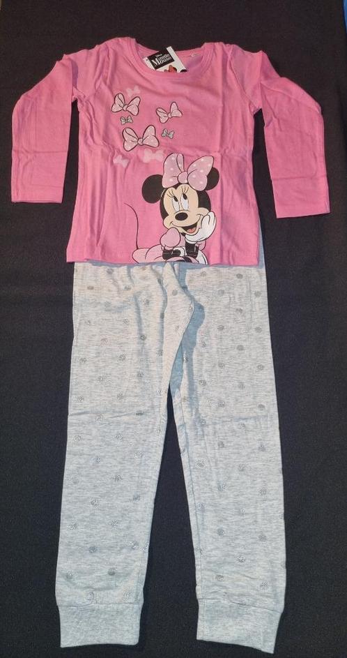 Minnie Mouse pyjama love roze/grijs maat 128, Kinderen en Baby's, Kinderkleding | Maat 128, Ophalen of Verzenden