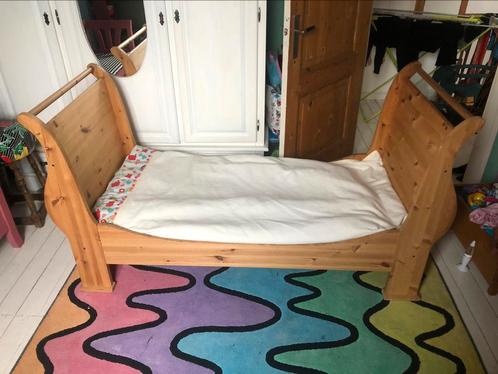 Zeer mooi houten (peuter)bed met veel extra’s, Kinderen en Baby's, Kinderkamer | Bedden, Zo goed als nieuw, 140 tot 160 cm, 70 tot 85 cm