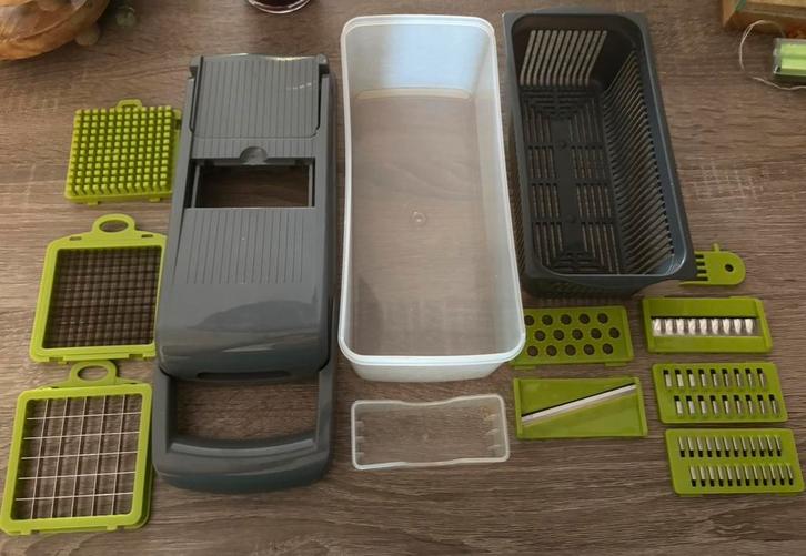 Groentesnijder Set in zeer nette staat, Huis en Inrichting, Keuken | Keukenbenodigdheden, Zo goed als nieuw, Ophalen of Verzenden