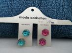 Mode  oorbellen in blauw & rood stekers  Nieuw, Overige materialen, Blauw, Nieuw, Ophalen of Verzenden