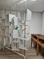 Prachtige vitrinekast scheidingswand wit met glas draaibaar, Huis en Inrichting, Kasten | Vitrinekasten, Ophalen, Gebruikt, Met klep(pen)