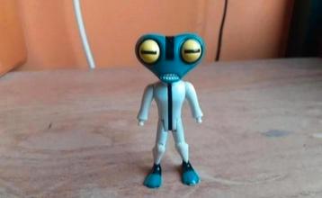Ben 10 grey matter figuur beschikbaar voor biedingen