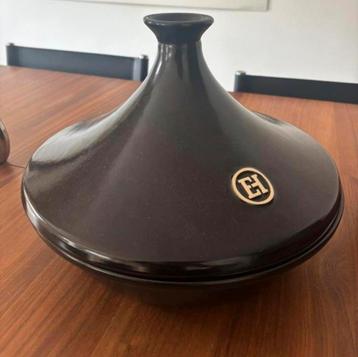 Emile Henry Tajine Ø32 - Zo goed als nieuw! beschikbaar voor biedingen