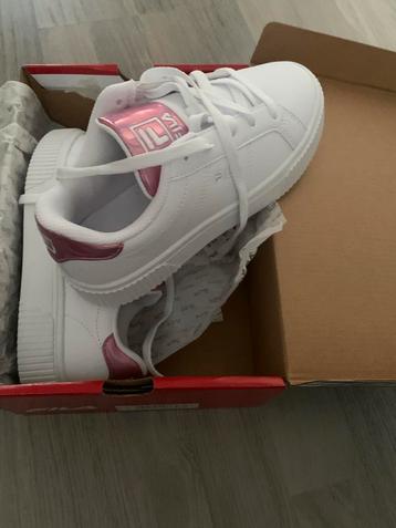 Fila Sneakers kinder schoenen  - Maat 34 nieuw in doos beschikbaar voor biedingen