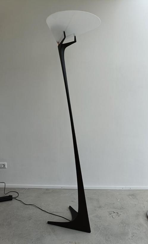 Artemide Montjuic vloerlamp, Huis en Inrichting, Lampen | Vloerlampen, Zo goed als nieuw, 150 tot 200 cm, Kunststof, Metaal, Overige materialen