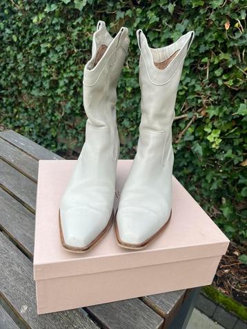 Cowboylaarsje Notre-V mt42 Offwhite beschikbaar voor biedingen