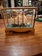 Scheepsmodel in Vitrine - Drie Master, Hobby en Vrije tijd, Modelbouw | Boten en Schepen, Ophalen of Verzenden