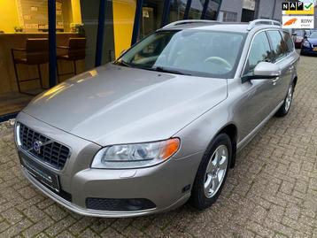 Volvo V70 2.5FT Summum 200PK LEER / ECC / TREKHAAK beschikbaar voor biedingen
