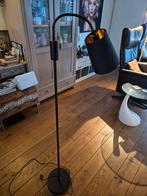 Staande lamp zwart, Huis en Inrichting, Lampen | Vloerlampen, Ophalen, Zo goed als nieuw
