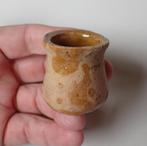 18e eeuwse zalfpot - zalfpotje - aardewerk - Bodemvondst., Antiek en Kunst, Antiek | Keramiek en Aardewerk, Ophalen of Verzenden