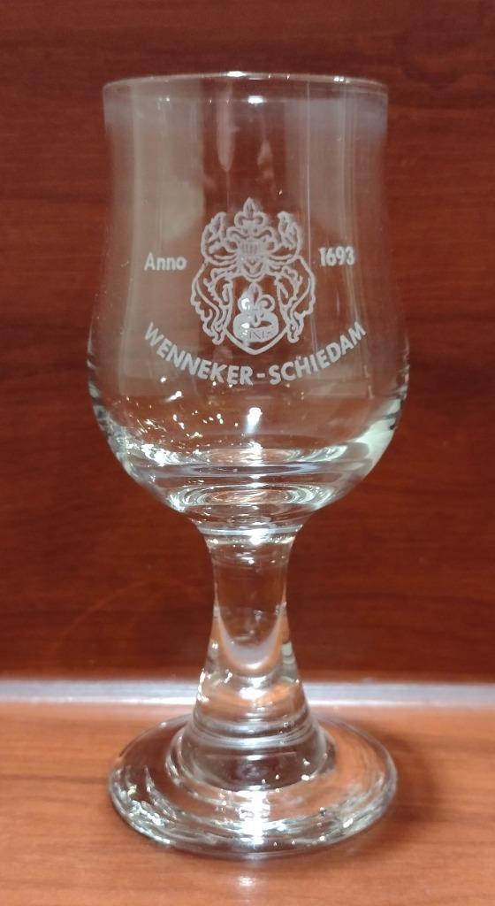 Wenneker Borrelglaasje 6cl., Verzamelen, Glas en Borrelglaasjes, Gebruikt, Borrel- of Shotglas, Ophalen of Verzenden